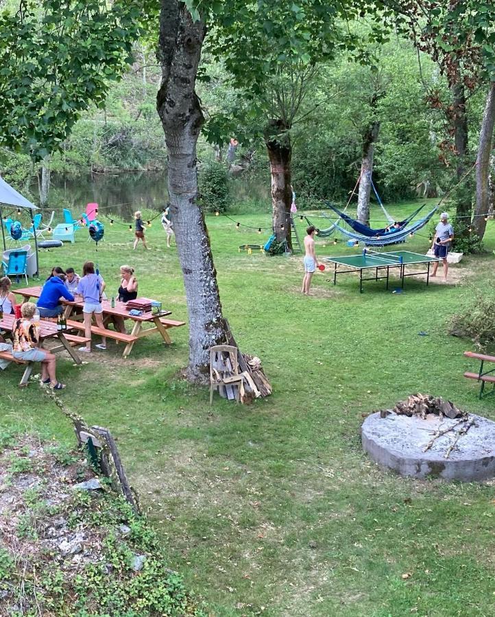 Moulin De La Fayolle Bed & Breakfast Blot-l'Eglise Bagian luar foto